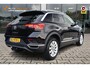 Volkswagen T-Roc 1.5 TSI Sport | ACC | Camera | Trekhaak |