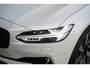 Volvo V90 2.0 T8 Plug-in hybrid AWD Ultra Dark | Panorama Dak | Elek. Stoelen + Geheugen | Adaptieve Cruise + Pilot Assist | 360 Camera | Harman/Kardon | 455PK | Stoel & Stuurverwarming | Keyless Entry