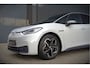 Volkswagen ID.3 First Plus 58 kWh | Stoelverwarming | Stuurverwarming | Camera | Adaptive Cruise Control | Navigatie | Standkachel | Keyless | Parkeersensoren | LED | Apple Carplay | BTW |