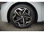 Volkswagen ID.3 First Plus 58 kWh | Stoelverwarming | Stuurverwarming | Camera | Adaptive Cruise Control | Navigatie | Standkachel | Keyless | Parkeersensoren | LED | Apple Carplay | BTW |
