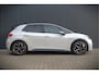 Volkswagen ID.3 First Plus 58 kWh | Stoelverwarming | Stuurverwarming | Camera | Adaptive Cruise Control | Navigatie | Standkachel | Keyless | Parkeersensoren | LED | Apple Carplay | BTW |