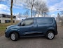 Opel Combo-e Electric L1 50 kWh 136pk | 3-zits | Houten afwerking laadruimte | Trekhaak voorbereiding | Pakket Look | Climate control | Adaptieve cruise control | Lederen stuurwiel | Stuurverwarming | Multimedia | NAVI | Apple Carplay | Android Auto | Achteruitrijcamera | Surround View camera | Parkeersensoren voor- en achter | Dode hoek detectie | Licht- en regensensor | Reservewiel