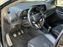 Hyundai i20 N 1.6 T-GDI 204PK N-Performance Handgeschakeld / Fabrieksgarantie tot 08-2027 / Dealer onderhouden / Bose / Navigatie / 18" LMV / Stuur- en stoelverwarming / Sperdifferentieel / Apple Carplay Android Auto /