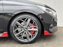 Hyundai i20 N 1.6 T-GDI 204PK N-Performance Handgeschakeld / Fabrieksgarantie tot 08-2027 / Dealer onderhouden / Bose / Navigatie / 18" LMV / Stuur- en stoelverwarming / Sperdifferentieel / Apple Carplay Android Auto /