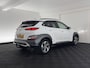Hyundai Kona 1.6 GDI HEV Fashion (INCL-BTW) Aut. *NAVI-FULLMAP | DIGI-COCKPIT | FULL-LED | KEYLESS | CAMERA | HEAD-UP | SHIFT-PADDLES | DAB | COMFORT-SEATS | PRIVACY-GLASS | TOWBAR | 16 "ALU*