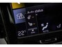 Volvo V60 2.0 B3 Momentum Advantage | Stoel- en stuurverwarming | Achteruitrijcamera | Parkeersensoren voor + achter | 17" velgen | Navigatie | Apple Carplay / Android Auto | LED koplampen |