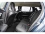 Volvo V60 2.0 B3 Momentum Advantage | Stoel- en stuurverwarming | Achteruitrijcamera | Parkeersensoren voor + achter | 17" velgen | Navigatie | Apple Carplay / Android Auto | LED koplampen |