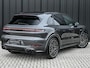 Porsche Cayenne 3.0 E-HYBRID · Luchtvering · Trekhaak · Ambiance interieur · Soft close · Bose Sound · Keyless entree · 360 Camera · Adaptieve sportstoel 18-voudig · Sport Pakket · 22 Inch turbo design wheels