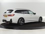 BMW 3-Serie 320e M Sport | Panoramadak | Trekhaak | Stoelverwarming | Carplay | Sportstoelen | Leder/Alcantara | Navigatie | Widescreen Display | Sfeerverlichting | Parkeerhulp | PHEV | Plug In