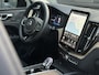 Volvo XC60 2.0 T6 Plug-in hybrid AWD Ultra Dark Display Gen. 2 / Panorama dak / Head-up display / Harman Kardon audio / Adaptieve Cruise control / Nordico bekleding / Stoel- en stuurverw./ elektr. stoelverst. / Full LED kopl. / Lederlook dashboard