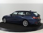 BMW 3-Serie 318i Business Edition | Stoelverwarming | Camera | Carplay | Live Cockpit | Full LED | Navigatie | Dodehoek detectie | Climate control