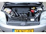 Ford Fiesta 1.4-16V Trend | Org. NL | Eerste eig. | Airco | Metalic | Elektr. ramen | Trekhaak |