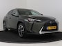 Lexus UX 250h Executive Line | Sunroof | Elektrisch Verstelbare Voorstoelen | Stoelverwarming |