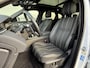 Land Rover Range Rover Velar 2.0 P400e | Panoramadak | Lederen Bekleding | Trekhaak | Meridian | Alcantara Hemel | Camera |