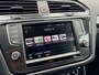 Volkswagen Tiguan 2.0 TSI 4Motion Highline R-LINE ** VISUAL, LED, TREKHAAK, ACC, KEYLESS, ELECTR. A-KLEP, 19-inch LMV **