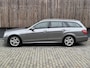 Mercedes-Benz E-klasse Estate 200 CGI Avantgarde Automaat | Unieke kilometerstand 86.190 NAP! | Half/leer | Bi-Xenon verlichting | Climate & cruise control Tempomat | Elektrisch bedienbare achterklep | Parkeersensoren voor en achter