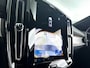 Volvo XC40 B4 Plus Dark | Parkeercamera | Stoel- en Stuurverwarming | Harman Kardon | Trekhaak