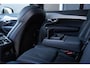 Volvo XC90 T8 Automaat AWD Ultimate Dark | Verwarmbare Voorstoelen | |Verwarmbaar stuurwiel | Verwarmbare achterbank Z Premium audio by Harman Kardon | Luchtvering | Rondom zicht Camera | Panoramadak | Trekhaak | 20 inch Lichtmetalen velgen