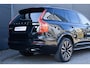 Volvo XC90 T8 Automaat AWD Ultimate Dark | Verwarmbare Voorstoelen | |Verwarmbaar stuurwiel | Verwarmbare achterbank Z Premium audio by Harman Kardon | Luchtvering | Rondom zicht Camera | Panoramadak | Trekhaak | 20 inch Lichtmetalen velgen