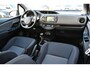 Toyota Yaris 1.5 VVT-i Dynamic 112pk | 6-bak | Dealer-onderhouden | Trekhaak | Keyless |