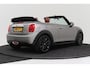 MINI Cooper Mini Cabrio 1.5 Chili Serious Business | Uniek Leer | Climate Control | Stoelverwarming | LED | 17" Velgen |