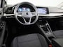 Volkswagen Golf 1.0 TSI Life 110 pk | Verlengde garantie | Navigatie | Parkeersensoren | Adaptieve cruise control | LED koplampen |