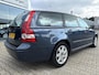 Volvo V50 1.8 Kinetic, airco ,cruisecontrol, auto rijdt prima en heeft een nieuwe APK.