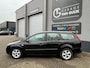 Ford Focus Wagon 1.6-16V Futura 101PK Automaat,Trekhaak,Airco,Cruise,ElektrRamen+Spiegels,Dakrail,Multi-Stuur,Radio/Cd-Speler.