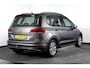 Volkswagen Golf Sportsvan 1.5 TSI ACT 130 PK Comfortline - Automaat | Adapt. Cruise | Stoelverw. | PDC | Camera | App.Connect + NAV. | ECC | DAB | Trekhaak | LM 16" |