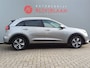 Kia Niro 1.6 GDi Hybrid ExecutiveLine | SCHUIF/ KANTEL DAK | STOEL VENTILATIE + VERWARMING | CAMERA | NAVI | Wij bieden ook financiering mogelijkheden aan.