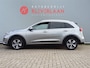 Kia Niro 1.6 GDi Hybrid ExecutiveLine | SCHUIF/ KANTEL DAK | STOEL VENTILATIE + VERWARMING | CAMERA | NAVI | Wij bieden ook financiering mogelijkheden aan.