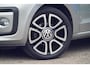 Volkswagen Up! 1.0 TSI BMT high up! / NL-Auto / 90 PK / Camera / Beats Audio / Cruise / Airco / 15" LMV