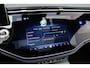 Mercedes-Benz E-klasse Estate 300 e Premium+ AMG Line | Airmatic | Hyperscreen | Distronic+ | Memory | Massage | Burmester | Stoelventilatie | 3D-Display | HUD | Verwarmd Stuurwiel | Trekhaak | Digital Light |