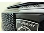 Peugeot 3008 1.2 Hybrid 136 Allure 145pk | Automaat | Navigatie | Rondomzicht Camera | Climate Control | Cruise Control Adaptief | 19" Lichtmetalen Velgen | Keyless Entry - Start