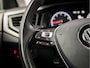 Volkswagen Polo 1.0 TSI Sportline (APPLE CARPLAY, GROOT NAVI, CLIMATE, CAMERA, SPORTSTOELEN, LM VELGEN, ADAPTIVE CRUISE, MODE KNOP, PARKEER ASSISTENT, PARKEERSENSOREN, NIEUWSTAAT)