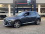 Mazda CX-3 2.0 SkyActiv-G 120 GT-M / Automaat / NL-Auto / Vol-Leder / Head-Up Display / Bose-Audio / Adaptieve Cruise-Control / Stoelverwarming / Climate-Control / LED / Keyless / Dodehoek-Detectie / DAB Radio-Bluetooth / Navi / PDC-Achter / Flippers / 18'' LMV / All-Season / ENZ.