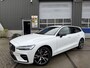 Volvo V60 2.0 B4 Automaat Plus Dark