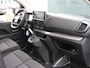 Citroën Jumpy 2.0 BlueHDI 180PK L3H1 Automaat | Dubbele cabine | AppleCarPlay/AndroidAuto | Navigatie | Achteruitrijcamera | Parkeersensoren Achter | Airco | Cruise Control | 3 Zitplaatsen Rechtsvoor | DAB Ontvanger |