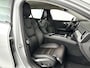 Volvo V60 Cross Country B5 AWD Pro | Parkeercamera | Stoel- en Stuurverwarming | Trekhaak
