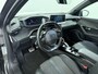 Peugeot 2008 1.2 PureTech GT 130pk AUTOMAAT | Navigatie | Camera achter | Full LED koplampen | 17 inch lichtmetalen velgen | Apple Carplay