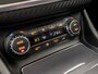Mercedes-Benz A-klasse 200 AMG Sport 157Pk Automaat (SCHUIFDAK, NAVIGATIE, MEMORY SEATS, LEDER/ALCANTARA, STOELVERWARMING, RODE GORDELS, HARMAN/KARDON, ADAPTIVE CRUISE, CLIMATE, GETINT GLAS, NIEUWSTAAT)