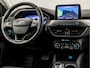Ford Focus Wagon 1.0 EcoBoost Titanium X Automaat (VIRTUAL COCKPIT, APPLE CARPLAY, GROOT NAVI, STUUR/STOELVERWARMING, SPORTSTOELEN, ADAPTIVE CRUISE, KEYLESS, GETINT GLAS, CAMERA, NIEUWSTAAT)