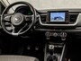 Kia Stonic 1.0 T-GDi DynamicLine (APPLE CARPLAY, NAVIGATIE, CRUISE, CAMERA, LM VELGEN, SPORTSTOELEN, PARKEERSENSOREN, CRUISE, NIEUWSTAAT)
