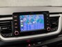 Kia Stonic 1.0 T-GDi DynamicLine (APPLE CARPLAY, NAVIGATIE, CRUISE, CAMERA, LM VELGEN, SPORTSTOELEN, PARKEERSENSOREN, CRUISE, NIEUWSTAAT)