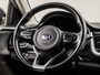 Kia Stonic 1.0 T-GDi DynamicLine (APPLE CARPLAY, NAVIGATIE, CRUISE, CAMERA, LM VELGEN, SPORTSTOELEN, PARKEERSENSOREN, CRUISE, NIEUWSTAAT)