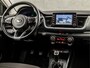 Kia Stonic 1.0 T-GDi DynamicPlusLine (APPLE CARPLAY, NAVIGATIE, CAMERA, CLIMATE, KEYLESS, SPORTSTOELEN, CRUISE, LM VELGEN, NIEUWE APK, NIEUWSTAAT)