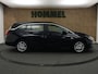 Opel Astra Sports Tourer 1.0 Business+ - ORIGINEEL NEDERLANDSE AUTO - APPLE CARPLAY/ANDROID AUTO - BLUETOOTH TELEFOONVOORBEREIDING - CRUISE CONTROL - AIRCO - NAVIGATIESYSTEEM FULL-MAP - PARKEERSENSOREN ACHTER