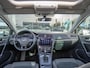 Volkswagen Golf 1.4 TSI Highline Business R | Pano | Digital dash | Keyless