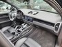 Porsche Cayenne 3.0 E-Hybrid | SOH 87,03% | Soft Close | Burmester | Alcantara | 4W sturing | Matrix