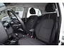 Kia Picanto 1.0 DPi DynamicPlusLine | Automaat | Parkeersensoren | Navigatie | Camera | 15" Lichtmetalen velgen | Tot 10Jr. Kia-Garantie
